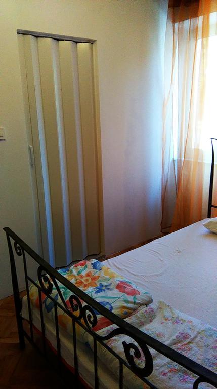 Apartment Filip Vrbnik Extérieur photo