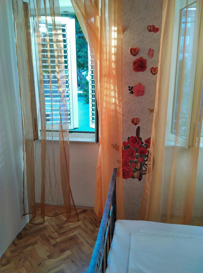 Apartment Filip Vrbnik Extérieur photo